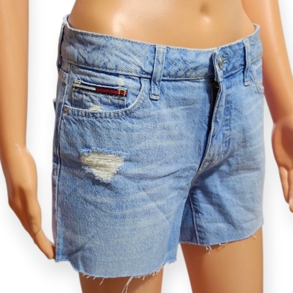Tommy Hilfiger Light Blue Jean Shorts - Picture 2 of 7